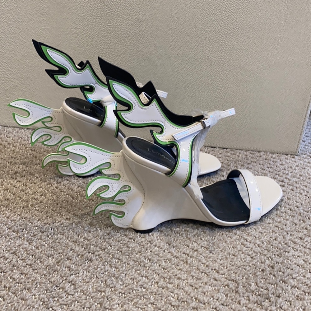 Green & Black flame Heels 🔥 8
